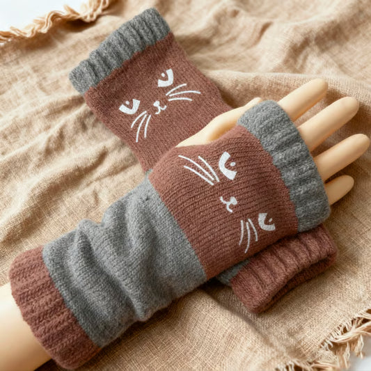 ❄️Women’s Knitted Fingerless Gloves with Cute Cat – Cozy, Stylish & Practical Winter Hand Warmers